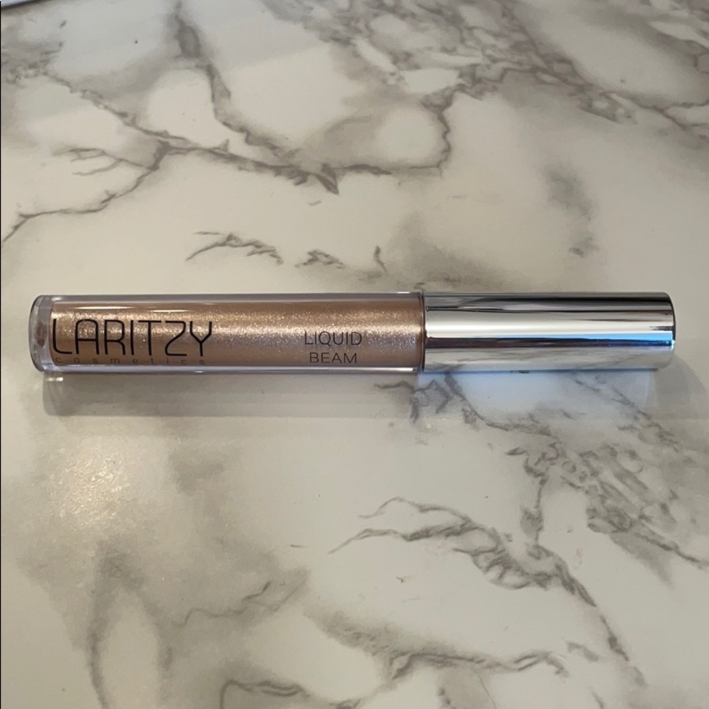 Laritzy Cosmetics Liquid Beam